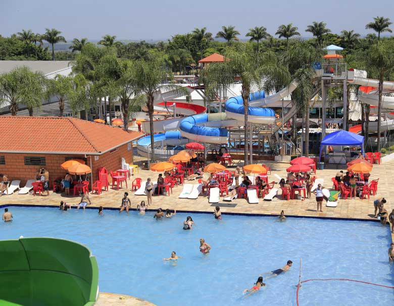 maeda_piscina